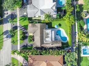 440 N Rainbow Dr, Hollywood FL 33021