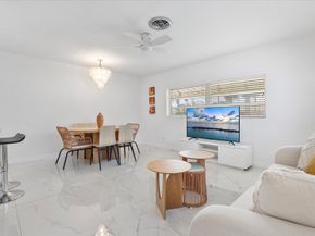 440 N Rainbow Dr, Hollywood FL 33021