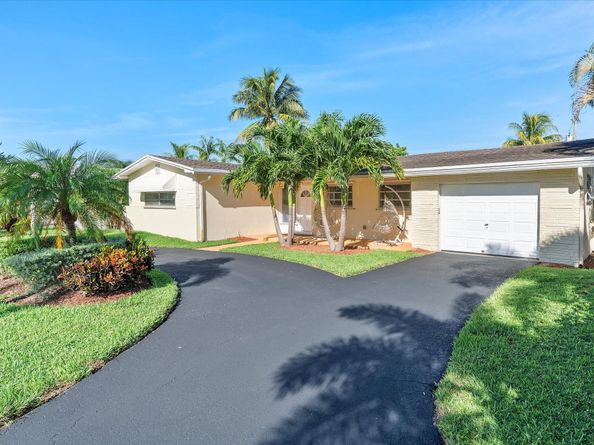 440 N Rainbow Dr, Hollywood FL 33021