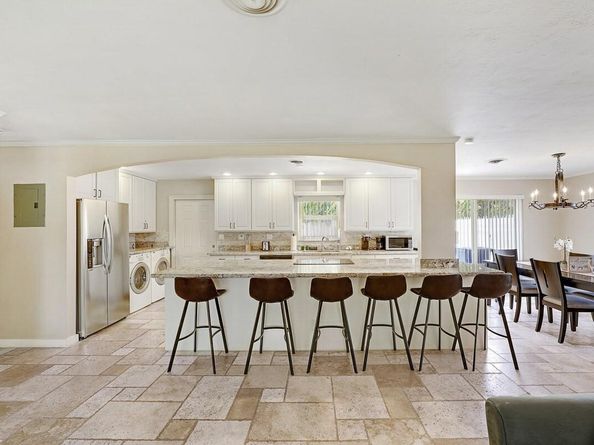 332 NW 26th Ct, Wilton Manors FL 33311