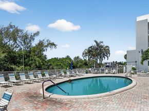 2870 NE 14th St Causeway 104c, Pompano Beach FL 33062