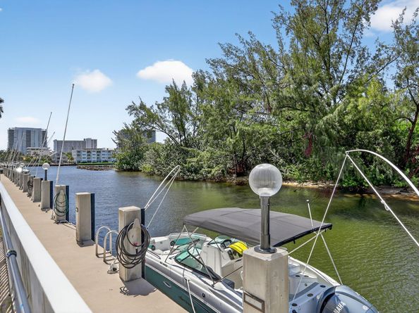 2870 NE 14th St Causeway 104c, Pompano Beach FL 33062