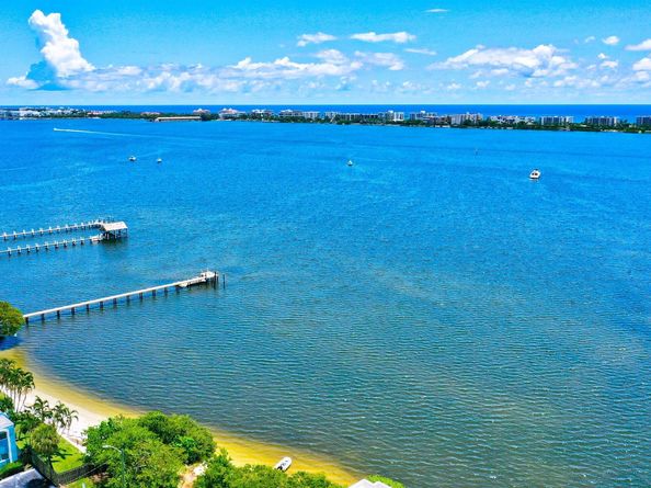 1502 S Lakeside Drive 103, Lake Worth Beach FL 33460