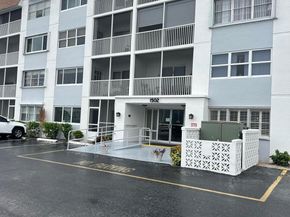 1502 S Lakeside Drive 103, Lake Worth Beach FL 33460