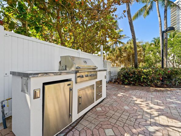 3200 N Ocean Blvd PH2708, Fort Lauderdale FL 33308