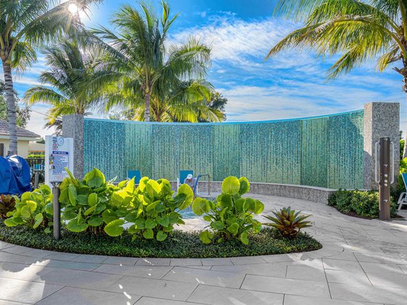 6 Stratford Drive E D, Boynton Beach FL 33436