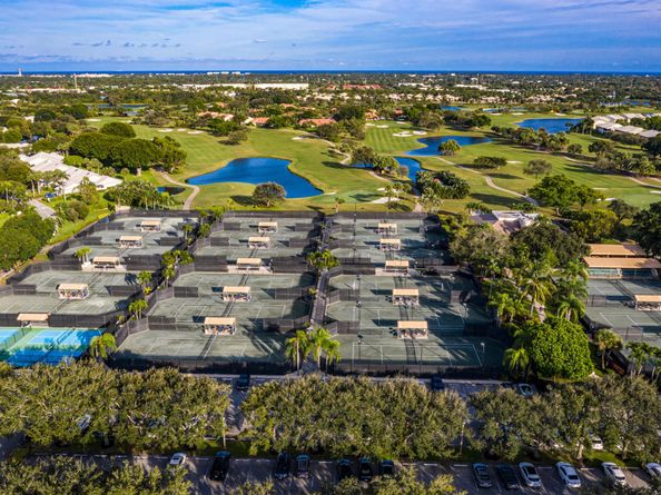 6 Stratford Drive E D, Boynton Beach FL 33436