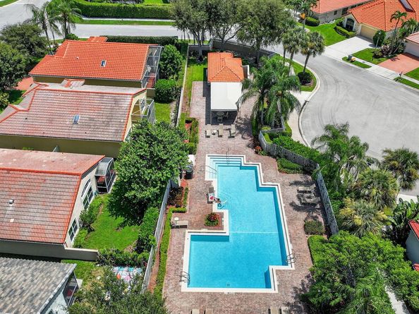 12271 Sand Wedge Drive, Boynton Beach FL 33437