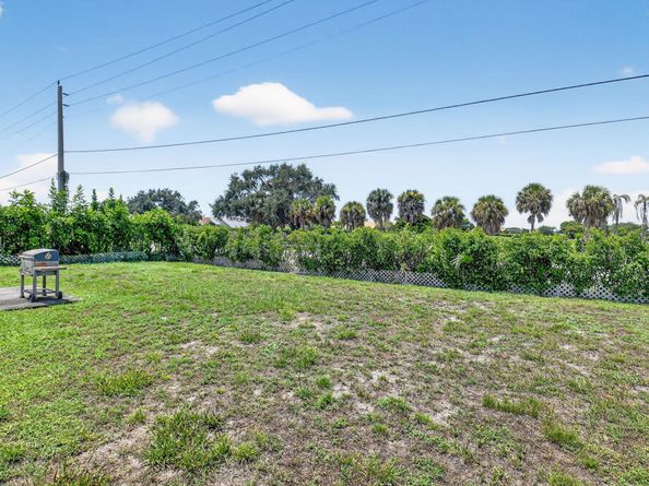 12271 Sand Wedge Drive, Boynton Beach FL 33437