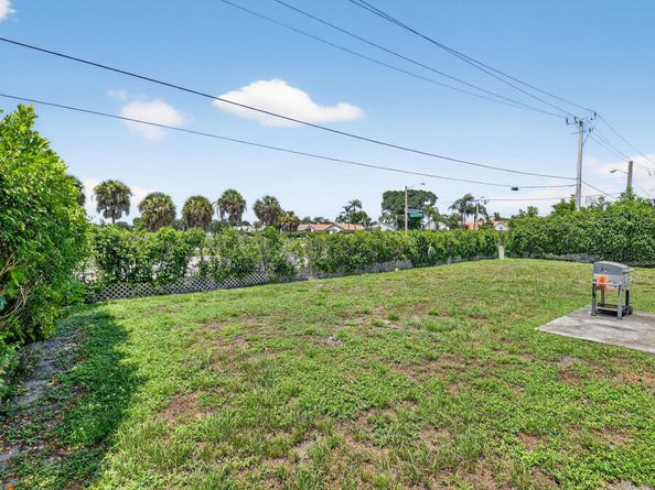 12271 Sand Wedge Drive, Boynton Beach FL 33437