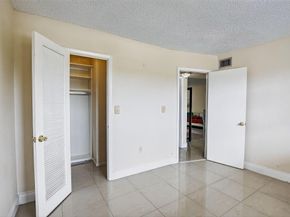 8100 Sunrise Lakes Blvd 303, Sunrise FL 33322