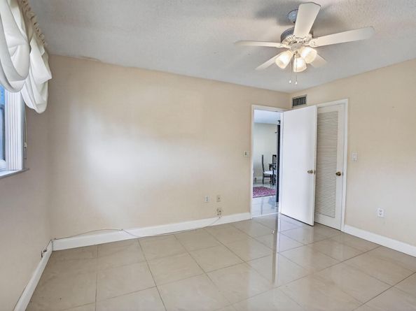 8100 Sunrise Lakes Blvd 303, Sunrise FL 33322