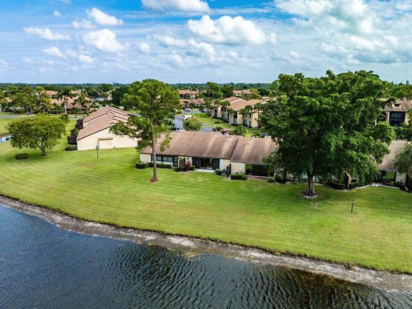 816 Sky Pine Way G, Greenacres FL 33415