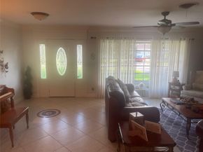 8303 NW 35th Ct, Coral Springs FL 33065