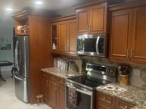 8303 NW 35th Ct, Coral Springs FL 33065