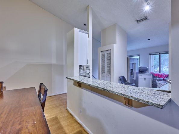 305 Harbour Pointe Way, Greenacres FL 33413