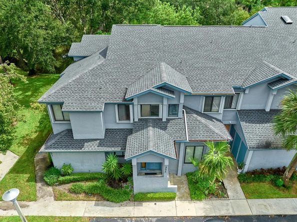 305 Harbour Pointe Way, Greenacres FL 33413