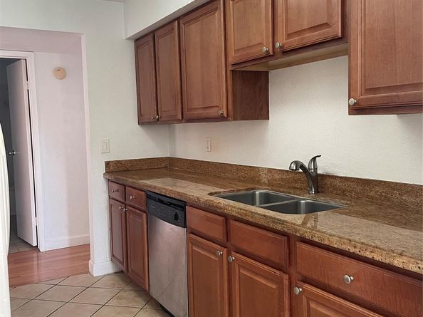 799 Riverside Dr 1023, Coral Springs FL 33071