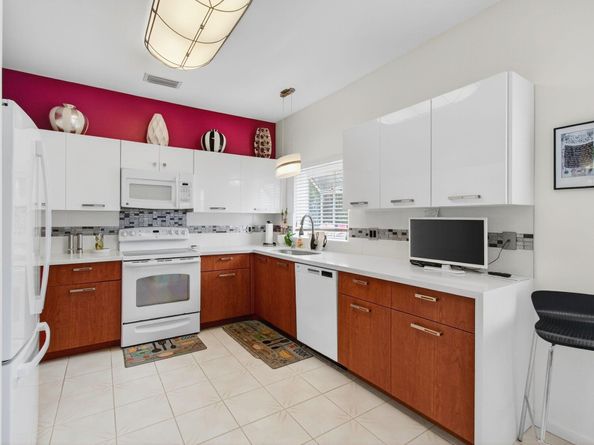 11618 Briarwood Circle 4, Boynton Beach FL 33437