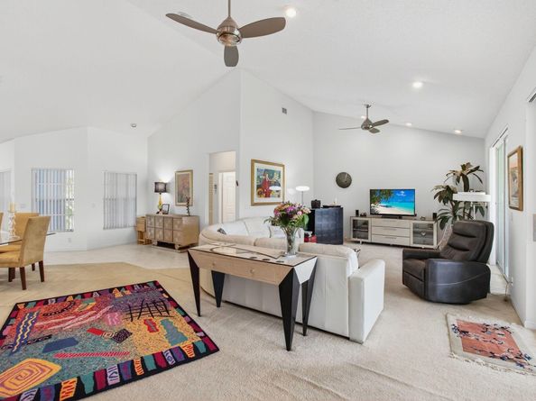 11618 Briarwood Circle 4, Boynton Beach FL 33437