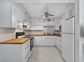 114 Somerset F, West Palm Beach FL 33417