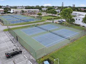 114 Somerset F, West Palm Beach FL 33417