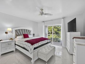 114 Somerset F, West Palm Beach FL 33417