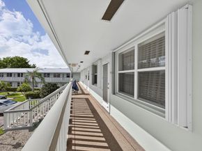 114 Somerset F, West Palm Beach FL 33417