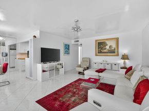 114 Somerset F, West Palm Beach FL 33417