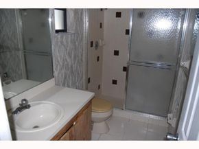 901 SW 78th Ave, North Lauderdale FL 33068