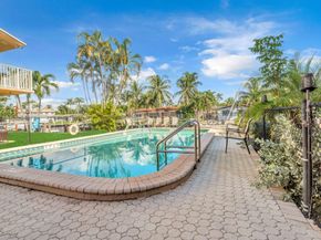 301 E Mcnab Road 103, Pompano Beach FL 33060