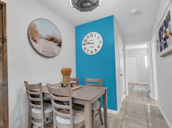 301 E Mcnab Road 103, Pompano Beach FL 33060