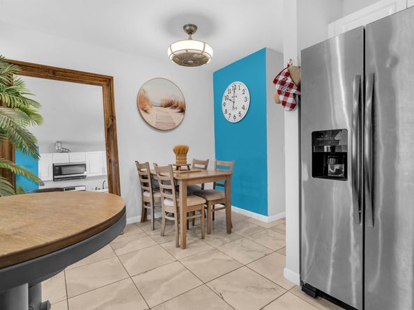 301 E Mcnab Road 103, Pompano Beach FL 33060