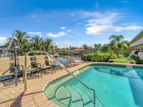 301 E Mcnab Road 103, Pompano Beach FL 33060