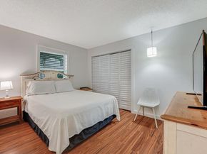 610 NW 207th Avenue, Pembroke Pines FL 33029