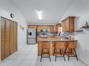 610 NW 207th Avenue, Pembroke Pines FL 33029