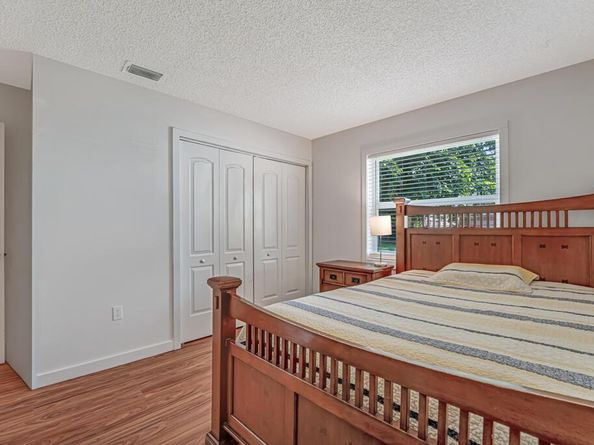 610 NW 207th Avenue, Pembroke Pines FL 33029