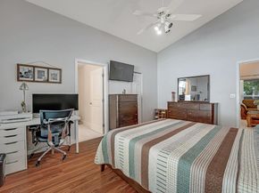 610 NW 207th Avenue, Pembroke Pines FL 33029