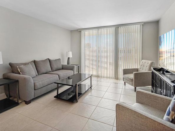 3540 S Ocean Boulevard 908, South Palm Beach FL 33480