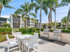 944 Bay Colony Drive S, Juno Beach FL 33408