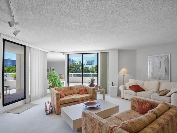 176 Helios Drive 102, Jupiter FL 33477