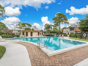 134 Weybridge Circle B, Royal Palm Beach FL 33411