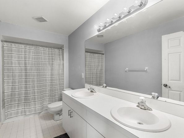134 Weybridge Circle B, Royal Palm Beach FL 33411