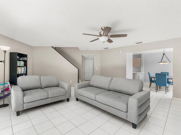 134 Weybridge Circle B, Royal Palm Beach FL 33411