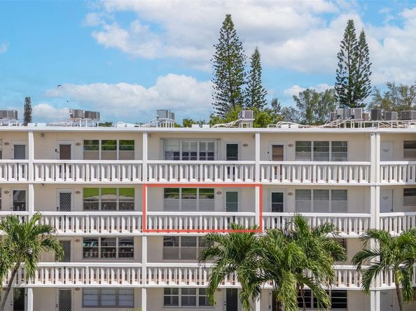 3028 Cambridge B 3028, Deerfield Beach FL 33442
