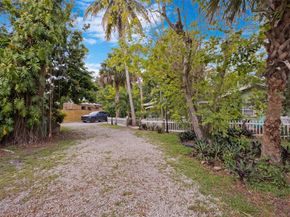 2091 SW 30th Ter, Fort Lauderdale FL 33312