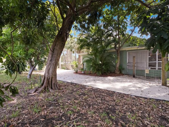 2091 SW 30th Ter, Fort Lauderdale FL 33312