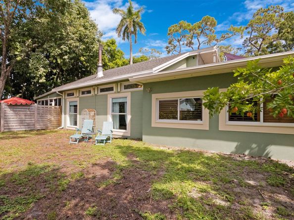2091 SW 30th Ter, Fort Lauderdale FL 33312