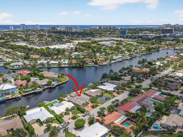 990 SE 7th Ave, Pompano Beach FL 33060