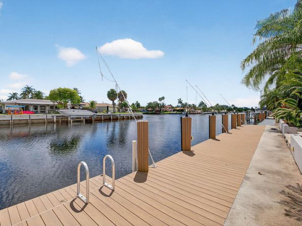 990 SE 7th Ave, Pompano Beach FL 33060